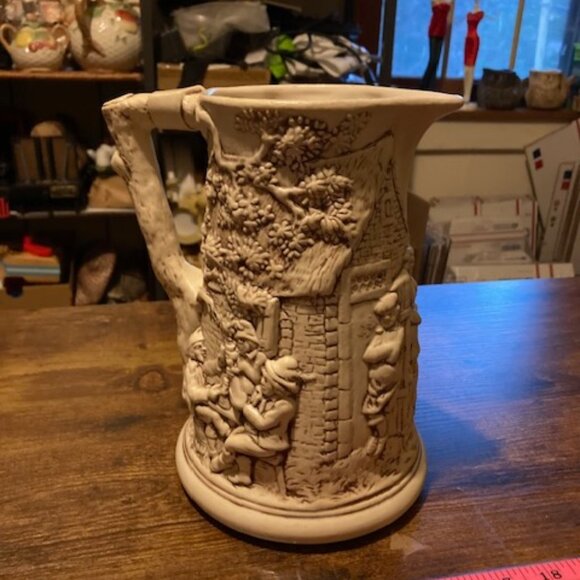 Vintage Atlantic mold ceramic pitcher - Picture 4 of 8